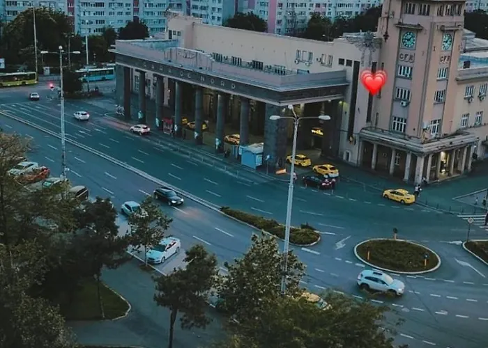 Gara De Nord 3 Superb View Lägenhet *